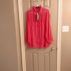 NWT HOT PINK RED CORAL BUTTON DOWN TOP WITH LACE FLORAL PANELS SIZE SMALL
